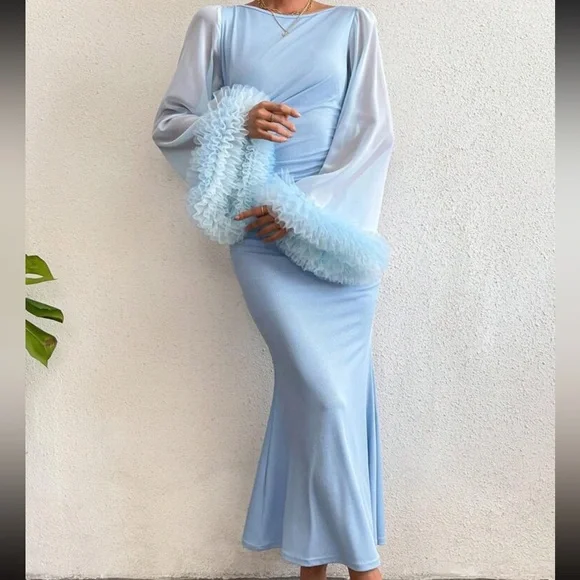 Elegant Blue Long Sleeve Dress - Picture 4 of 7